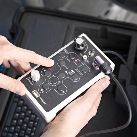 Endoskop kamera diagnostyczna inspekcyjna w walizce 12 LED TFT 9 cali SD 30 m Endoskop kamera diagnostyczna inspekcyjna w walizce 12 LED TFT 9 cali SD 30 m