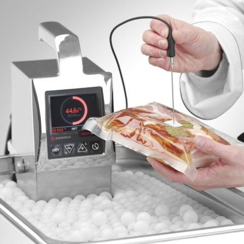 Cyrkulator zanurzeniowy do gotowania sous vide SmartVide 9 2000 W Cyrkulator zanurzeniowy do gotowania sous vide SmartVide 9 2000 W