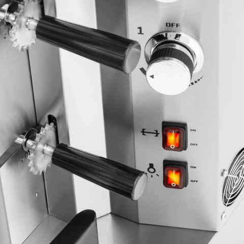 Rożen elektryczny opiekacz do kurczaków 6 szpikulców na 36 kurczaków 12000 W Rożen elektryczny opiekacz do kurczaków 6 szpikulców na 36 kurczaków 12000 W