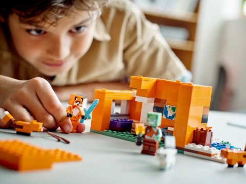 21178 - LEGO Minecraft - Siedlisko lisów 21178 - LEGO Minecraft - Siedlisko lisów