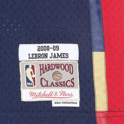 Koszulka Mitchell &Ness Cleveland Cavaliers NBA Swingman Jersey Lebron James M SMJYGS18156-CCANAVY08LJA Koszulka Mitchell &Ness Cleveland Cavaliers NBA Swingman Jersey Lebron James M SMJYGS18156-CCANAVY08LJA