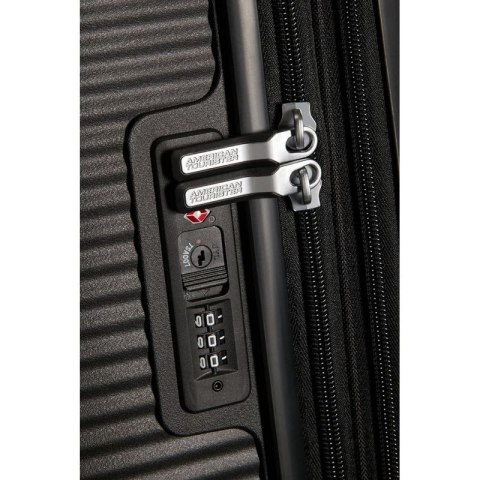 Walizka średnia American Tourister Soundbox EXP - bass black Walizka średnia American Tourister Soundbox EXP - bass black