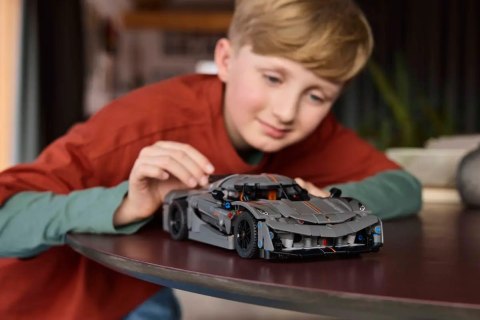 42173 - LEGO Technic - Szary hipersamochód Koenigsegg Jesko Absolut 42173 - LEGO Technic - Szary hipersamochód Koenigsegg Jesko Absolut