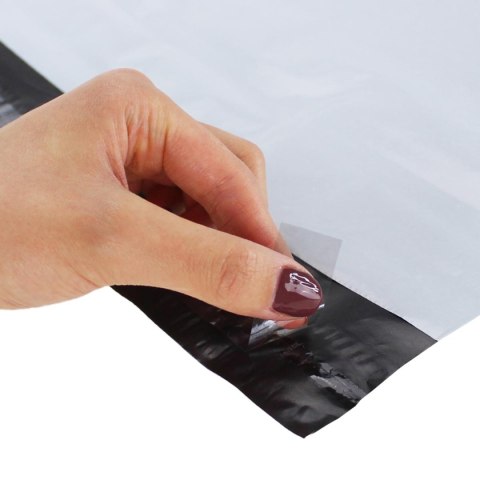 Foliopaki Kurierskie Białe C3 350x450mm - 100 szt. Foliopaki Kurierskie Białe C3 350x450mm - 100 szt.