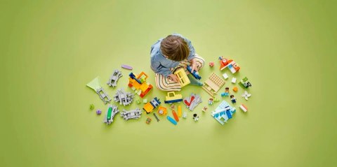 10428 - LEGO DUPLO - Duży interaktywny pociąg miejski 10428 - LEGO DUPLO - Duży interaktywny pociąg miejski