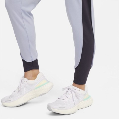 Spodnie Nike Therma-FIT Essential W DD6472-519 Spodnie Nike Therma-FIT Essential W DD6472-519