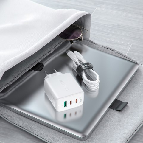 2w1 Ładowarka sieciowa 2x USB-C USB 65W + kabel USB-C biały 2w1 Ładowarka sieciowa 2x USB-C USB 65W + kabel USB-C biały