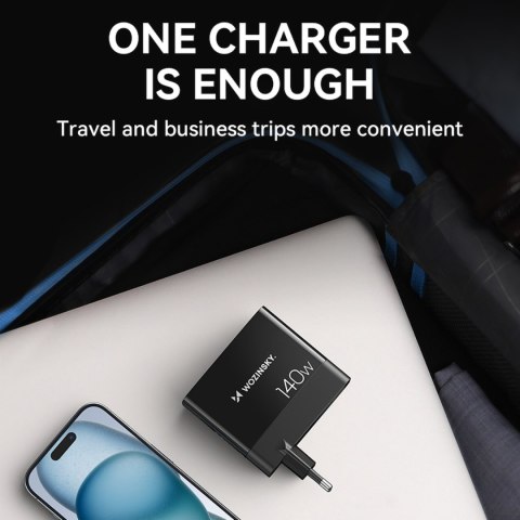 Ładowarka sieciowa 100-240V GaN 140W 3x USB-C / 2x USB-A czarna Ładowarka sieciowa 100-240V GaN 140W 3x USB-C / 2x USB-A czarna