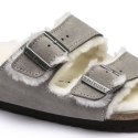 Klapki damskie/męskie ocieplane Birkenstock Arizona Shearling Stone Coin zamsz z wełną owczą regular szerokie (1017402)