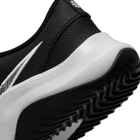 Buty Nike Legend Essential 3 Next Nature M DM1120-001 Buty Nike Legend Essential 3 Next Nature M DM1120-001