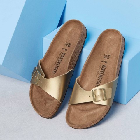 Klapki damskie Birkenstock Madrid Birko-Flor Gold regular szerokie złote (1016106) Klapki damskie Birkenstock Madrid Birko-Flor Gold regular szerokie złote (1016106)