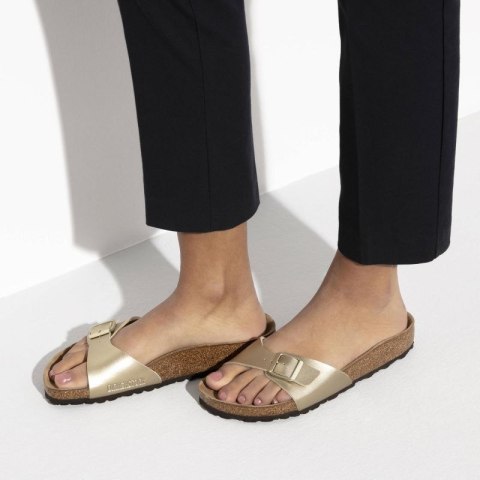 Klapki damskie Birkenstock Madrid Birko-Flor Gold regular szerokie złote (1016106) Klapki damskie Birkenstock Madrid Birko-Flor Gold regular szerokie złote (1016106)