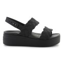 Sandały Crocs Brooklyn Woven Low Wedge W 209977-060