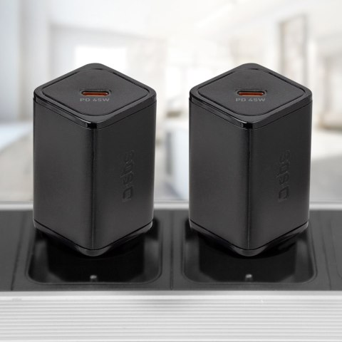 Ładowarka sieciowa Power Delivery GaN USB-C 45W - czarna Ładowarka sieciowa Power Delivery GaN USB-C 45W - czarna