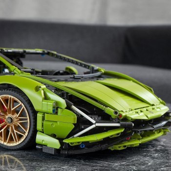 LEGO Technic 42115 Lamborghini Sian LEGO Technic 42115 Lamborghini Sian