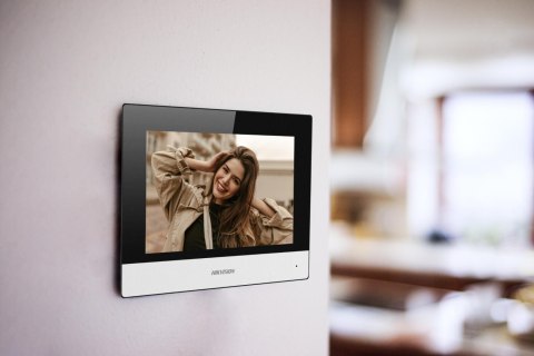 Zestaw wideodomofonowy Hikvision DS-KIS603-P(C) Zestaw wideodomofonowy Hikvision DS-KIS603-P(C)