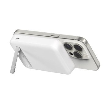 Belkin BoostCharge Pro Powerbank 8000 mAh 15w Qi2 MagSafe biały Belkin BoostCharge Pro Powerbank 8000 mAh 15w Qi2 MagSafe biały