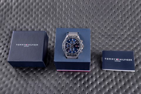 Zegarek Męski Tommy Hilfiger Miles 1792018 + BOX Tommy Hilfiger Zegarek Męski Tommy Hilfiger Miles 1792018 + BOX Tommy Hilfiger
