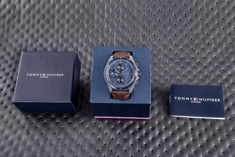 Zegarek Męski Tommy Hilfiger Parker 1791837 + BOX Tommy Hilfiger Zegarek Męski Tommy Hilfiger Parker 1791837 + BOX Tommy Hilfiger